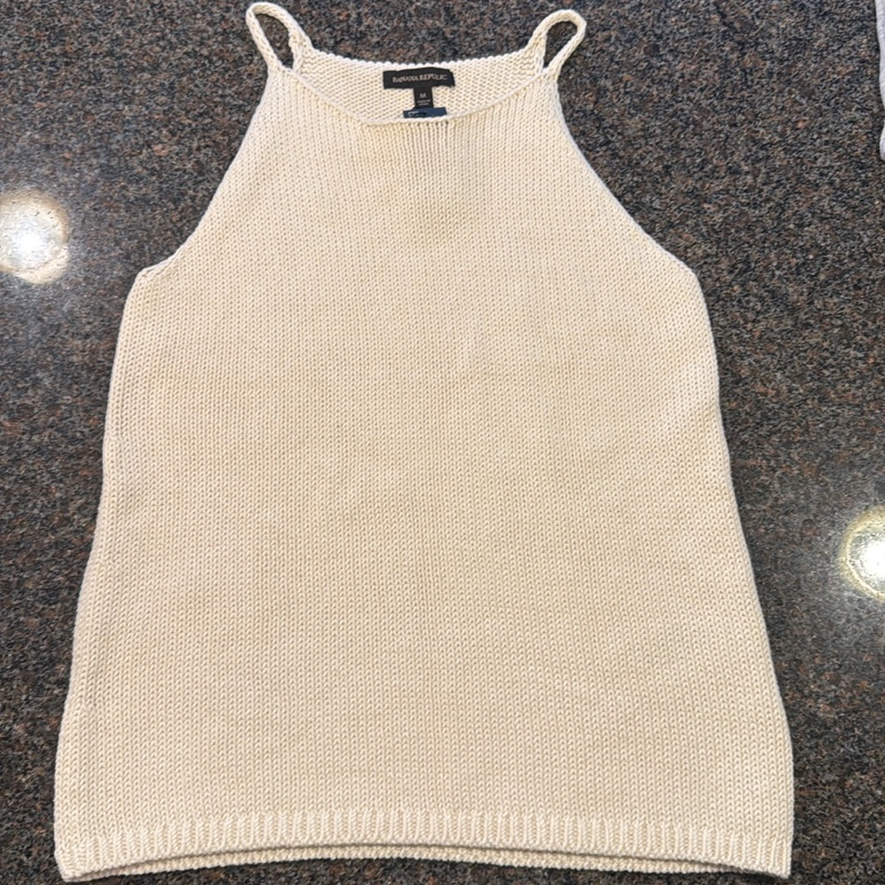 NWT banana republic knit sleeveless top